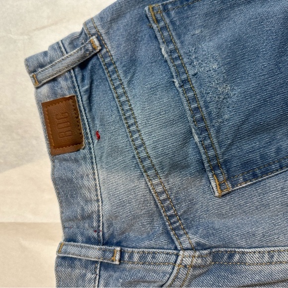 BDG Blue Relaxed Jeans with Distressed Details - Picture 8 of 9
